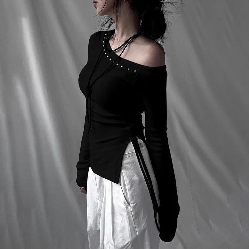 Gothic Damen Oberteil mit Nieten am Kragen