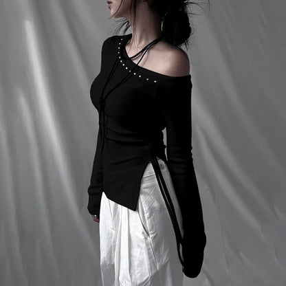 Gothic Damen Oberteil mit Nieten am Kragen