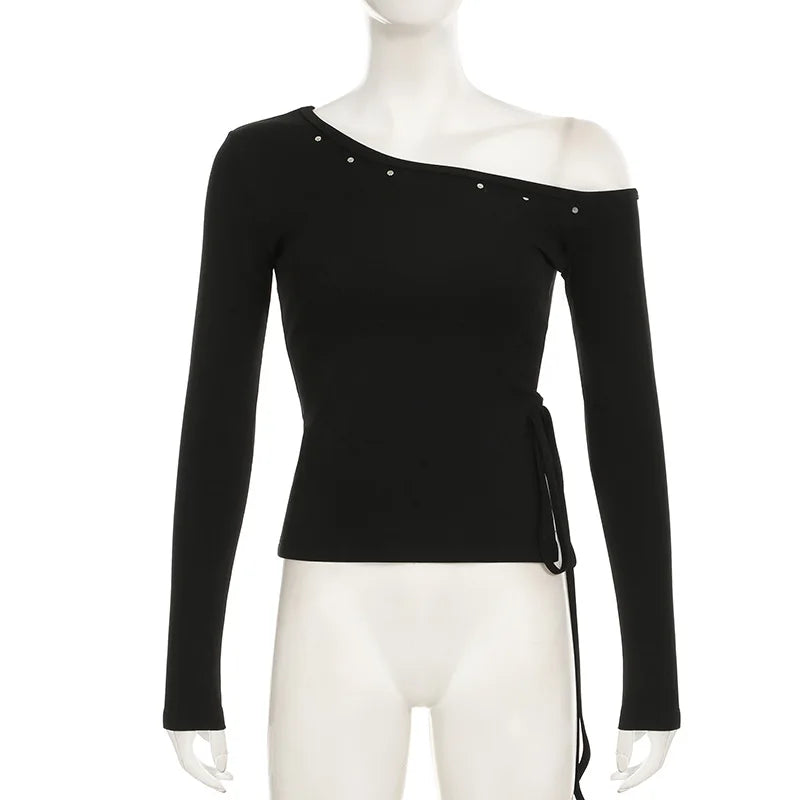 Gothic Damen Oberteil mit Nieten am Kragen