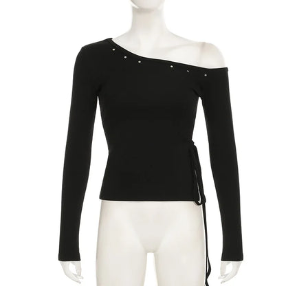 Gothic Damen Oberteil mit Nieten am Kragen